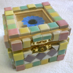 Yukari box